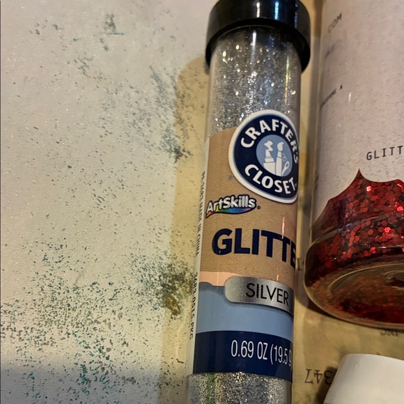 Glitter Set - Picture 2 of 9